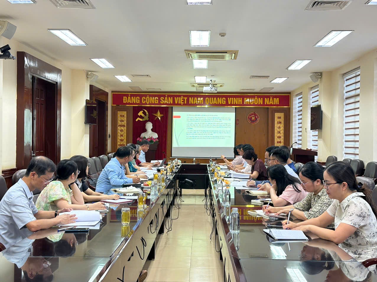Nghiệm thu Đề tài khoa học công nghệ cấp cơ sở: “Nghiên cứu sự biến đổi chất lượng và tỷ lệ thu hồi màng PVC sau chu kỳ bổ sung lần 1 để tái sử dụng bổ sung lần 2 trong bảo quản gạo dự trữ quốc gia theo quy chuẩn hiện hành”
